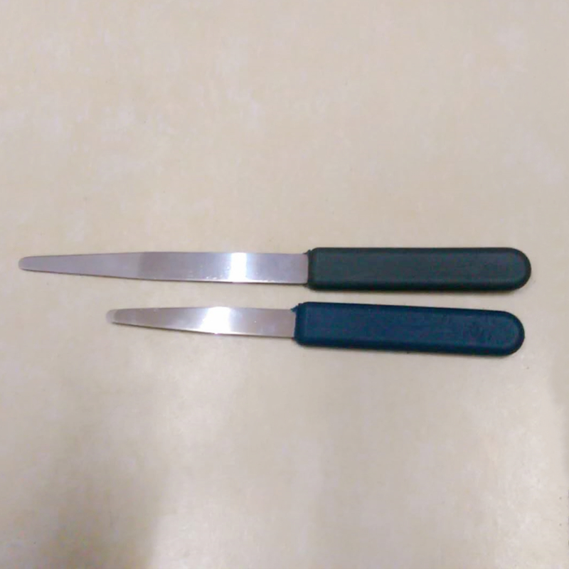 Multi-purpose pressure angle or scribing knife